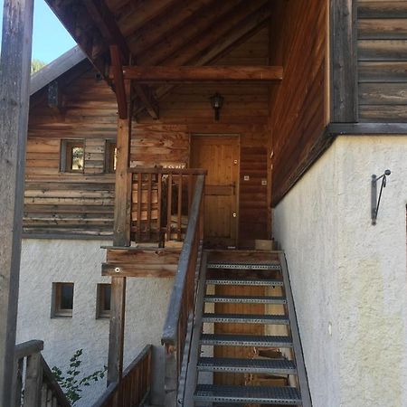 Le Cubet Hameau Des Chazals Nevache Hautes Alpes Bagian luar foto