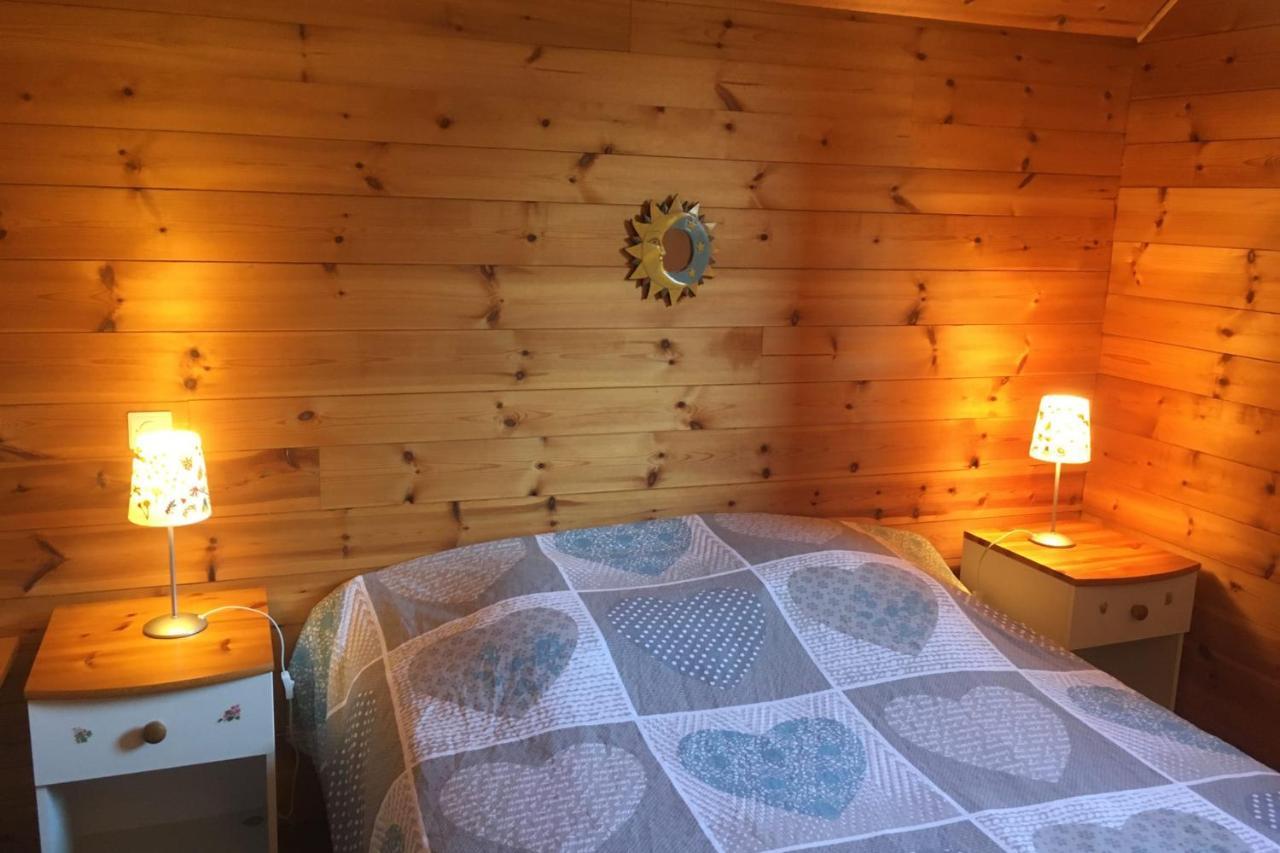 Le Cubet Hameau Des Chazals Nevache Hautes Alpes Bagian luar foto
